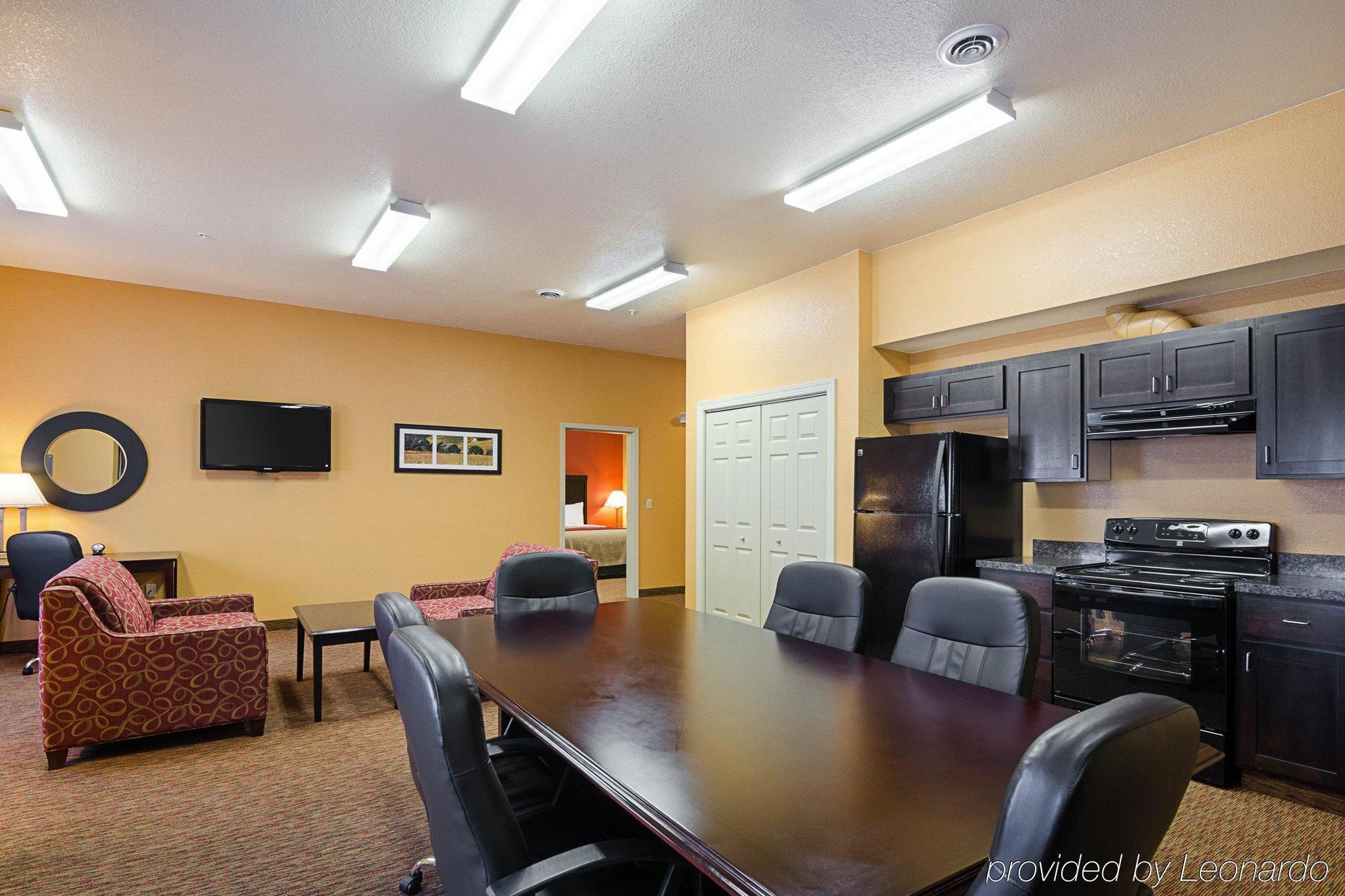 Comfort Inn & Suites Orange - Montpelier Dış mekan fotoğraf